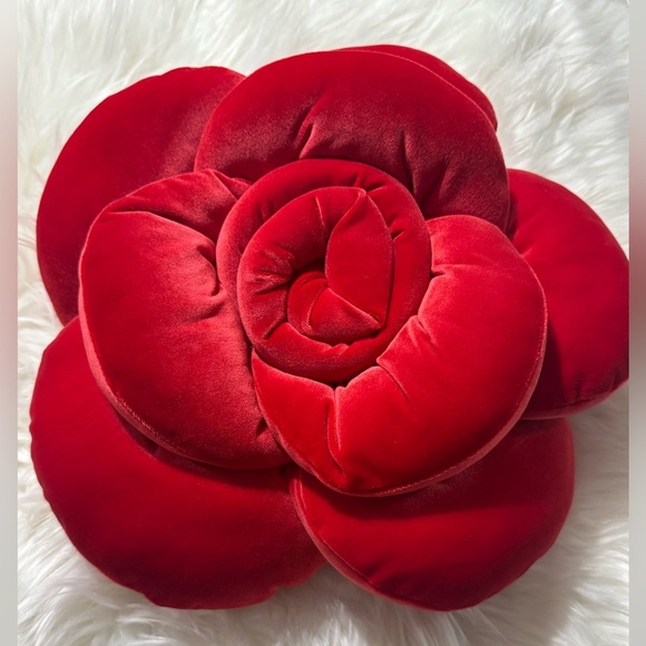 2 Pc Bundle Of Threshold Red Rose Velvet Pillows, Summer, Home Decor. NWT - Picture 1 of 4